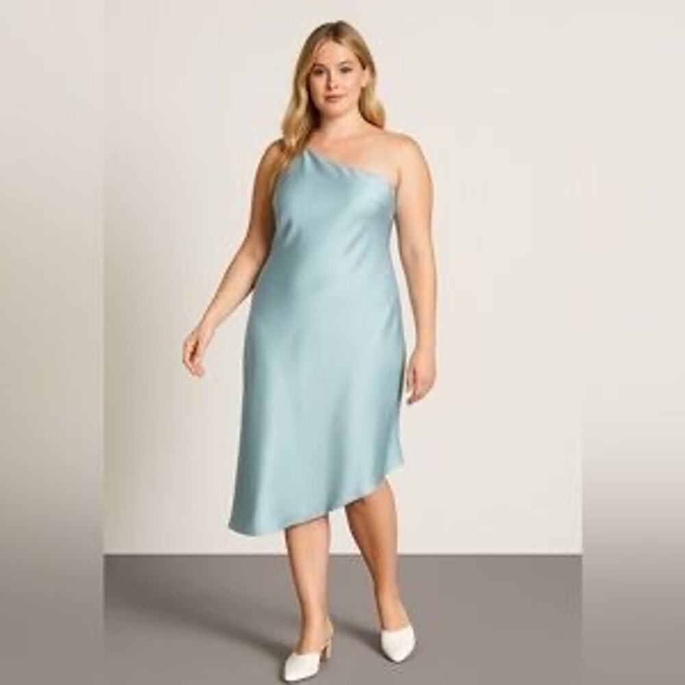 Eloquii Asymmetrical Satin Dress – Size 24 – Seafoam Green Plus Size Dress